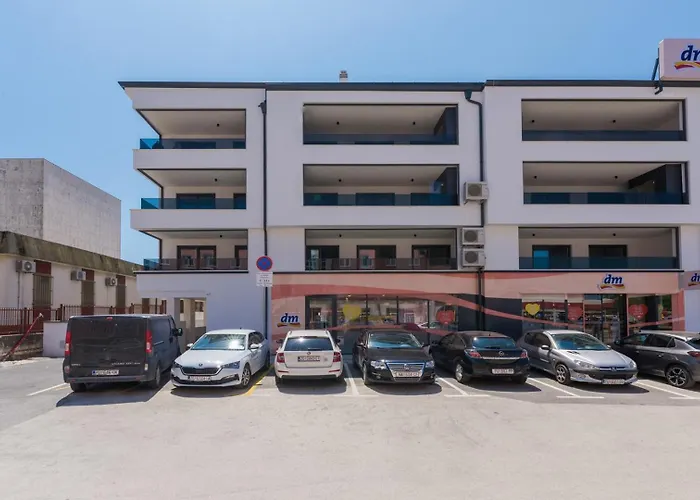 Konukevi Val Di Bora 4*